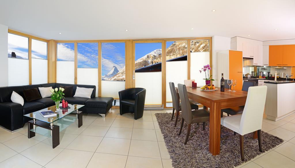 Ferienwohnung Haus Achilles Zermatt Camera foto